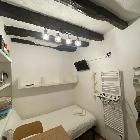 Housmart Torleone 13 Apartament